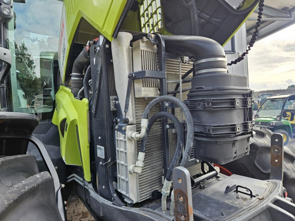 CLAAS AXION 830 CMatic - Traktor: slika CLAAS AXION 830 CMatic - Traktor CLAAS AXION 830 CMatic - Traktor: slika CLAAS AXION 830 CMatic - Traktor