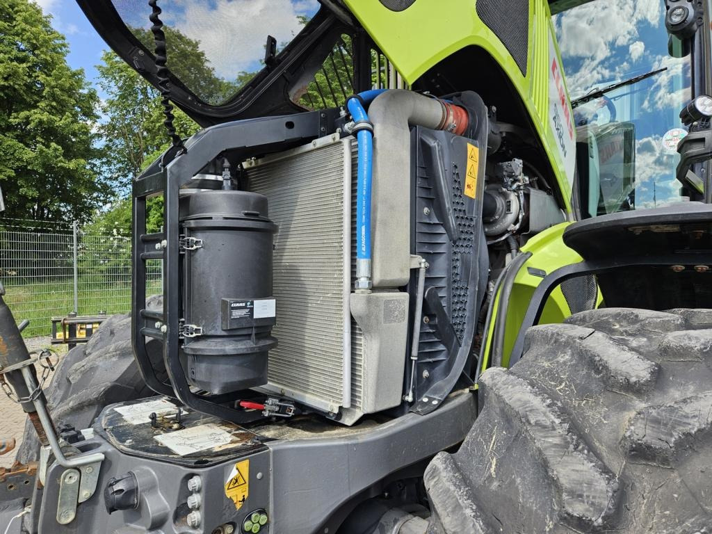 CLAAS AXION 960 CMATIC - Traktor: slika CLAAS AXION 960 CMATIC - Traktor CLAAS AXION 960 CMATIC - Traktor: slika CLAAS AXION 960 CMATIC - Traktor