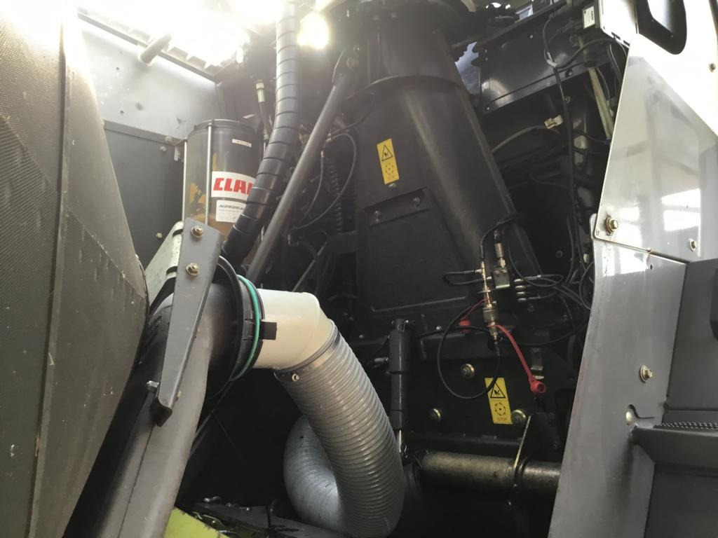 Silažni kombajn CLAAS JAGUAR 960: slika Silažni kombajn CLAAS JAGUAR 960 Silažni kombajn CLAAS JAGUAR 960: slika Silažni kombajn CLAAS JAGUAR 960