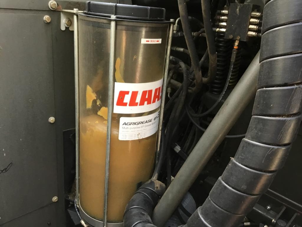 Silažni kombajn CLAAS JAGUAR 960: slika Silažni kombajn CLAAS JAGUAR 960 Silažni kombajn CLAAS JAGUAR 960: slika Silažni kombajn CLAAS JAGUAR 960