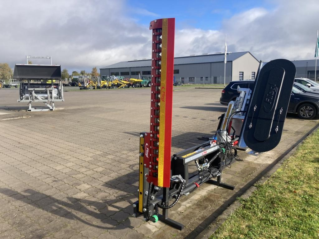 Fliegl ASTSCHERE 1450 - Malčer: slika Fliegl ASTSCHERE 1450 - Malčer Fliegl ASTSCHERE 1450 - Malčer: slika Fliegl ASTSCHERE 1450 - Malčer