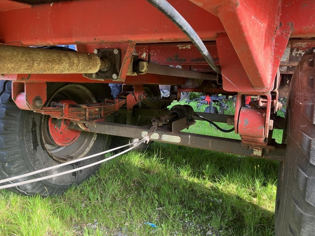 Hawe SLW 20 TR - Prikolica za poljoprivredna gospodarstva: slika Hawe SLW 20 TR - Prikolica za poljoprivredna gospodarstva Hawe SLW 20 TR - Prikolica za poljoprivredna gospodarstva: slika Hawe SLW 20 TR - Prikolica za poljoprivredna gospodarstva