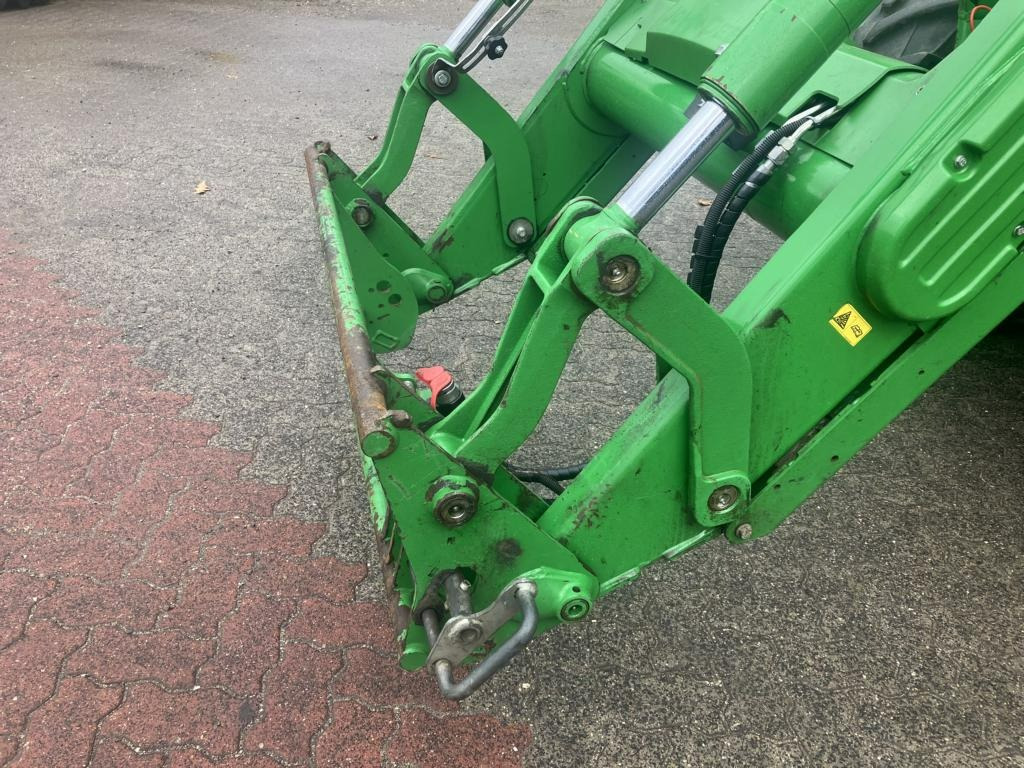 John Deere 6130R - Traktor: slika John Deere 6130R - Traktor John Deere 6130R - Traktor: slika John Deere 6130R - Traktor