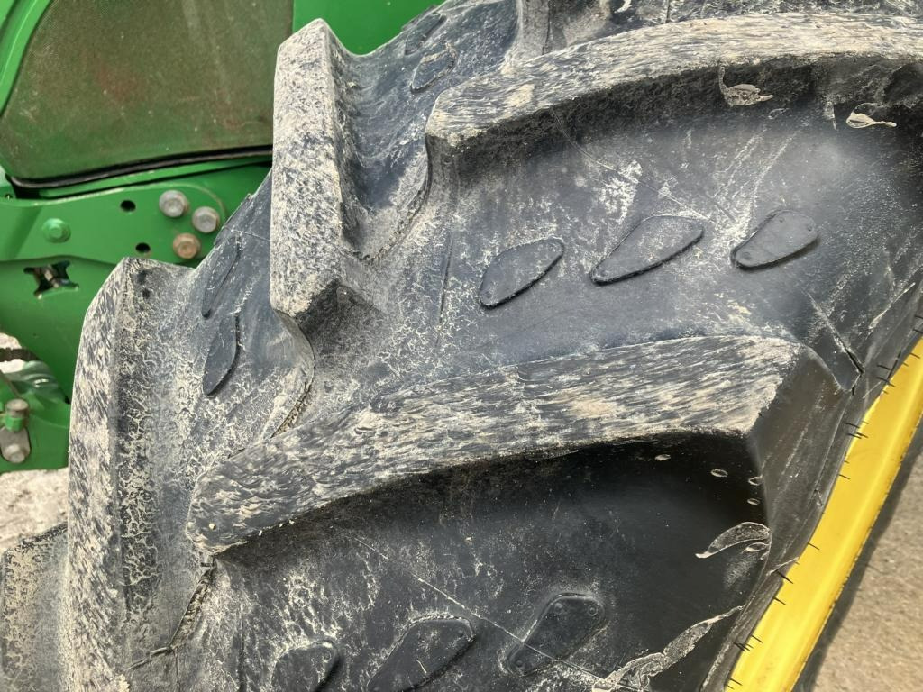 John Deere 6140R - Traktor: slika John Deere 6140R - Traktor John Deere 6140R - Traktor: slika John Deere 6140R - Traktor