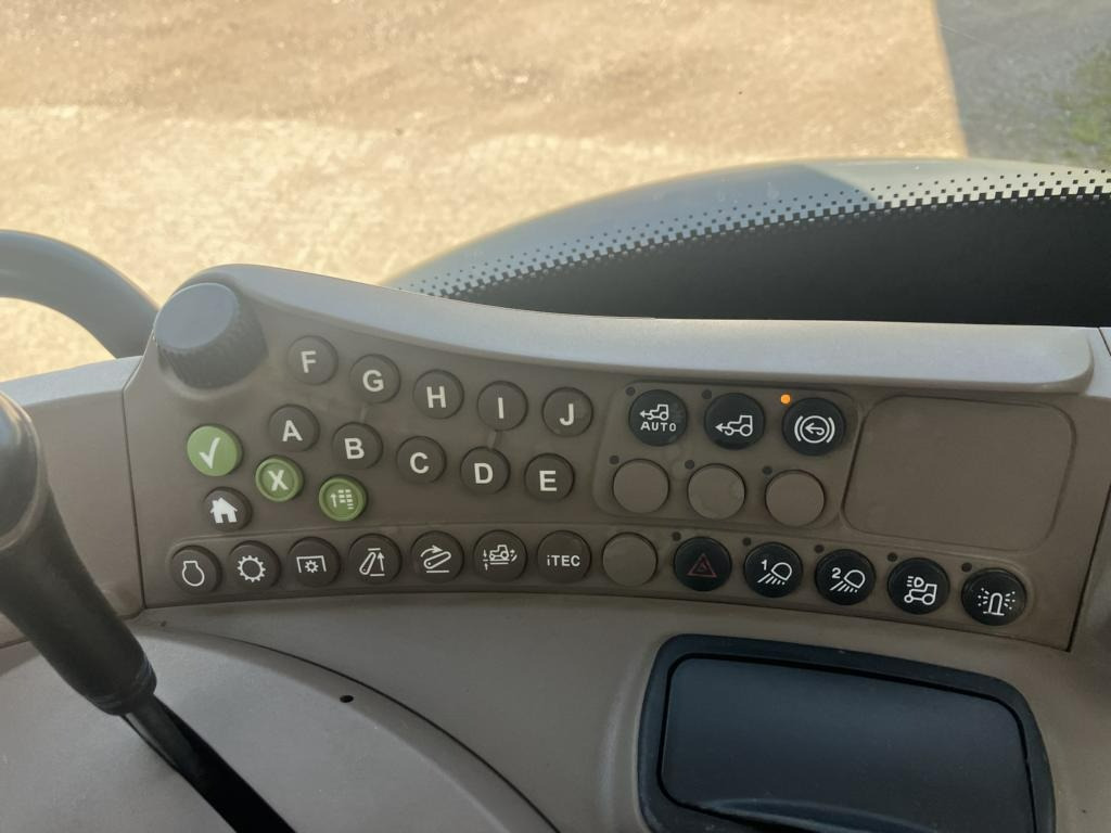 Traktor John Deere 6170R: slika Traktor John Deere 6170R