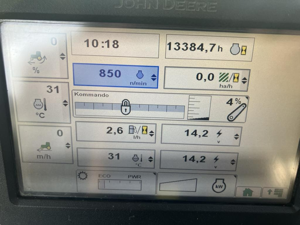 Traktor John Deere 6170R: slika Traktor John Deere 6170R
