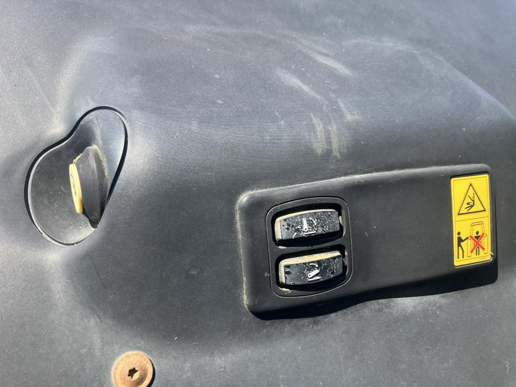 Traktor John Deere 6170R: slika Traktor John Deere 6170R