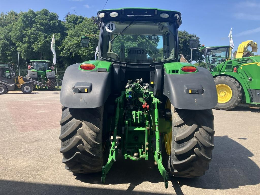 Traktor John Deere 6170R: slika Traktor John Deere 6170R