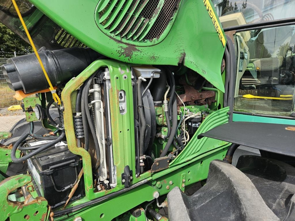 John Deere 6420S PREMIUM - Traktor: slika John Deere 6420S PREMIUM - Traktor John Deere 6420S PREMIUM - Traktor: slika John Deere 6420S PREMIUM - Traktor