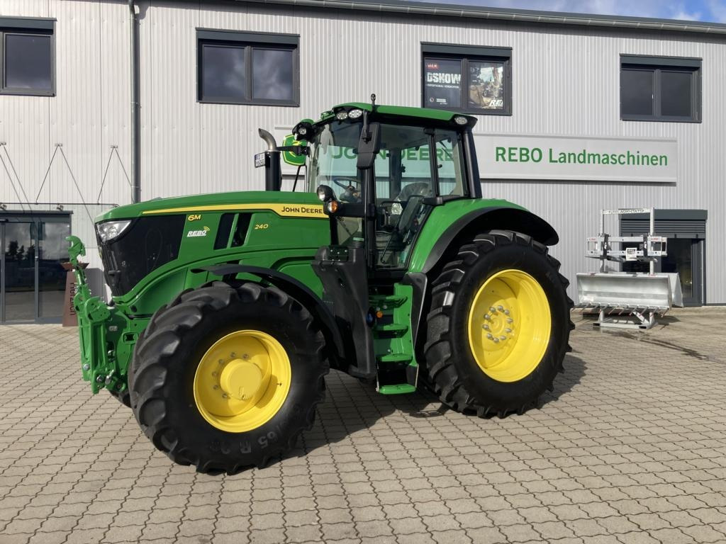 John Deere 6M240 - Traktor: slika John Deere 6M240 - Traktor John Deere 6M240 - Traktor: slika John Deere 6M240 - Traktor