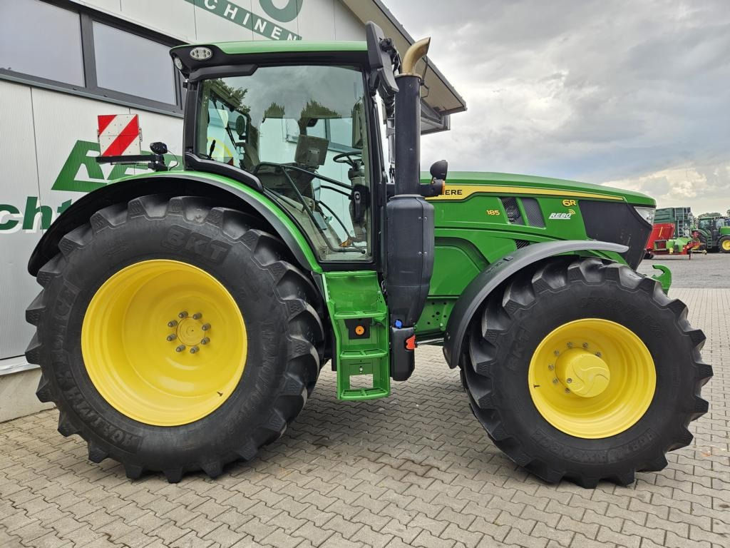 Traktor John Deere 6R185: slika Traktor John Deere 6R185