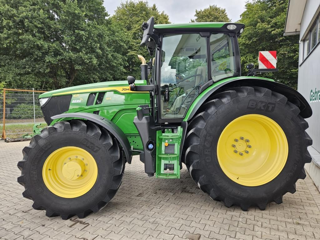 Traktor John Deere 6R185: slika Traktor John Deere 6R185
