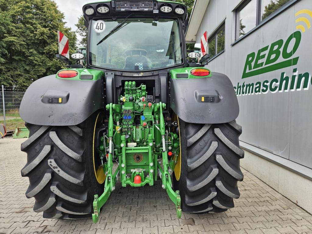 Traktor John Deere 6R185: slika Traktor John Deere 6R185
