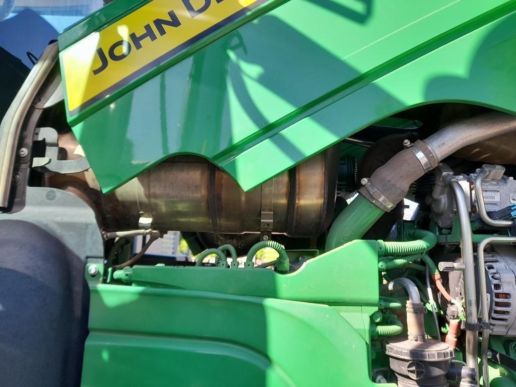 John Deere 6R185 - Traktor: slika John Deere 6R185 - Traktor John Deere 6R185 - Traktor: slika John Deere 6R185 - Traktor