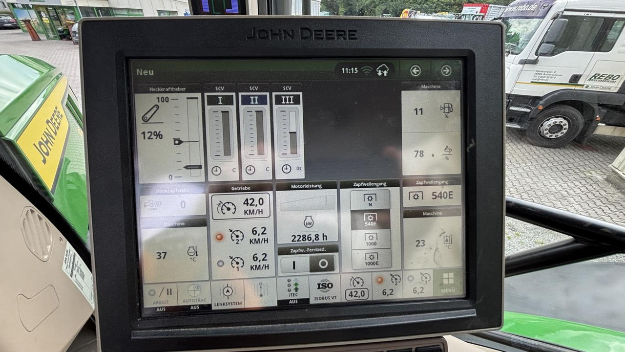 John Deere 6R195 - Traktor: slika John Deere 6R195 - Traktor John Deere 6R195 - Traktor: slika John Deere 6R195 - Traktor