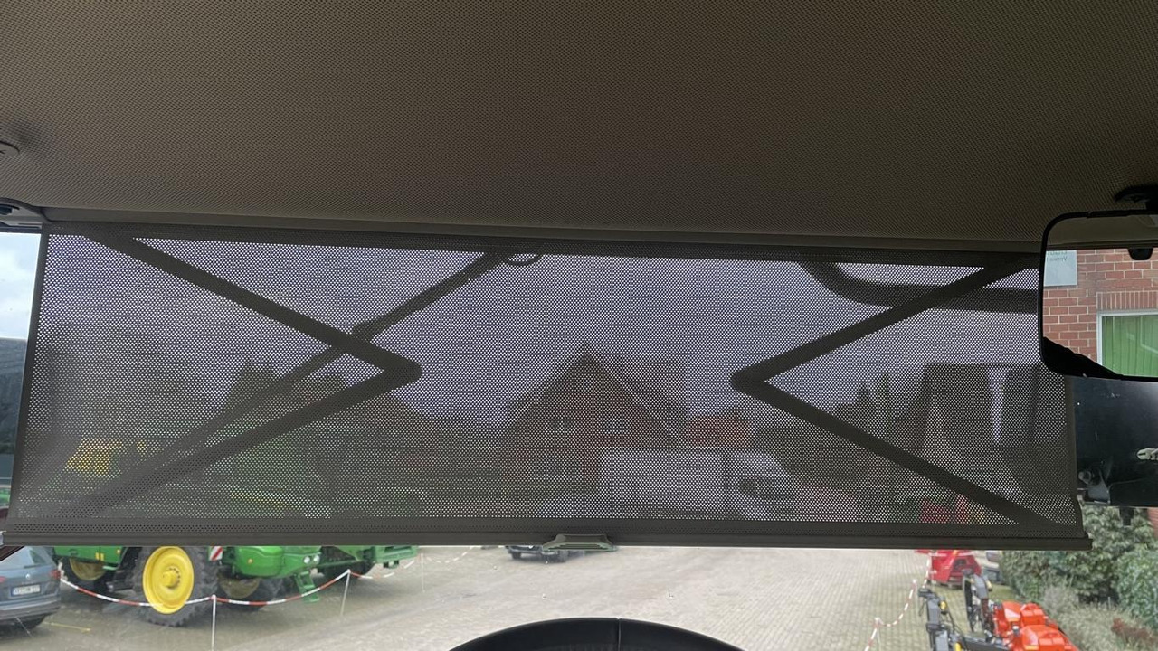 John Deere 7R330 - Traktor: slika John Deere 7R330 - Traktor John Deere 7R330 - Traktor: slika John Deere 7R330 - Traktor