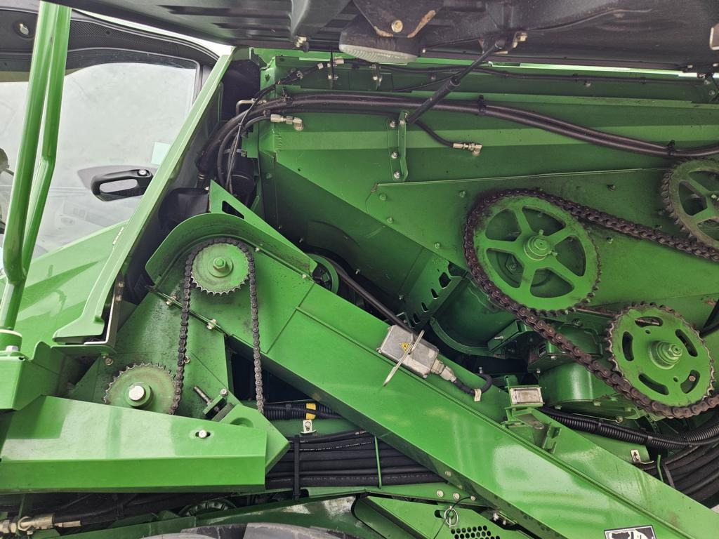 John Deere T660 - Kombajn za žetvu: slika John Deere T660 - Kombajn za žetvu John Deere T660 - Kombajn za žetvu: slika John Deere T660 - Kombajn za žetvu