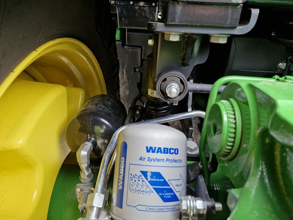 John Deere TRAKTOR 7R330 - Traktor: slika John Deere TRAKTOR 7R330 - Traktor John Deere TRAKTOR 7R330 - Traktor: slika John Deere TRAKTOR 7R330 - Traktor