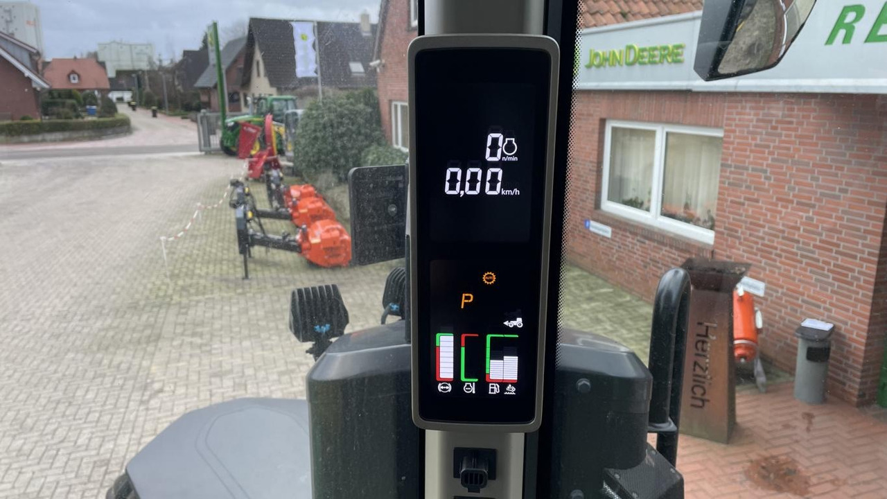 John Deere TRAKTOR 7R350 - Traktor: slika John Deere TRAKTOR 7R350 - Traktor John Deere TRAKTOR 7R350 - Traktor: slika John Deere TRAKTOR 7R350 - Traktor