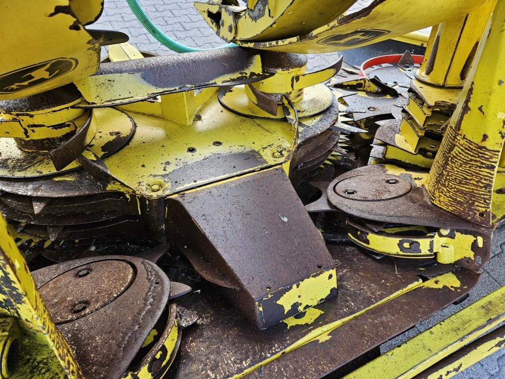 Kemper 390 PLUS - Kombajn za žetvu: slika Kemper 390 PLUS - Kombajn za žetvu Kemper 390 PLUS - Kombajn za žetvu: slika Kemper 390 PLUS - Kombajn za žetvu