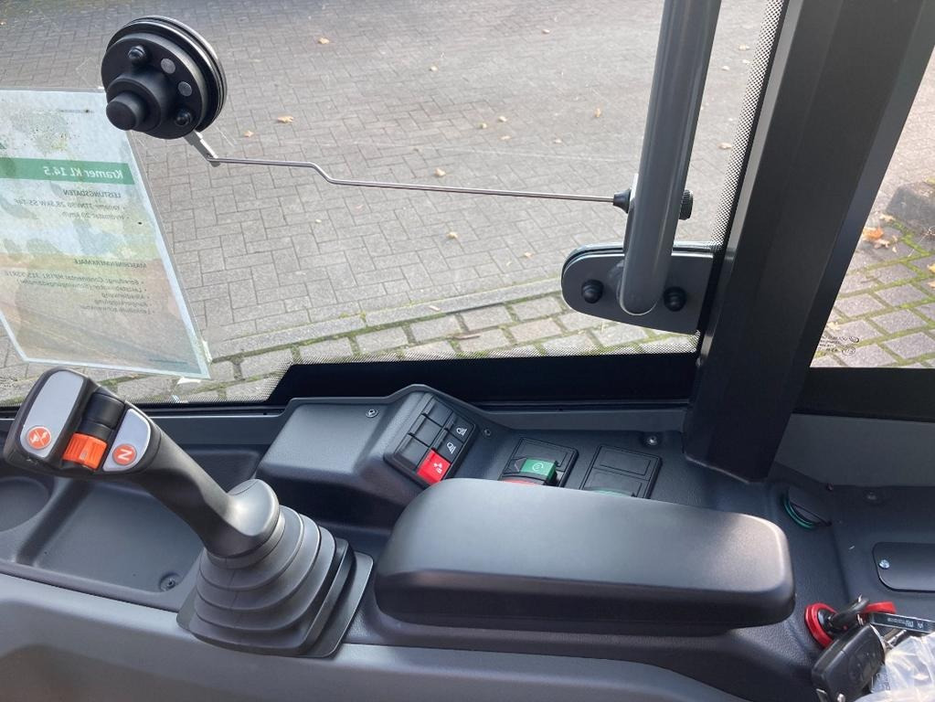 Kramer KL 14.5 - Utovarivač na kotačima: slika Kramer KL 14.5 - Utovarivač na kotačima Kramer KL 14.5 - Utovarivač na kotačima: slika Kramer KL 14.5 - Utovarivač na kotačima