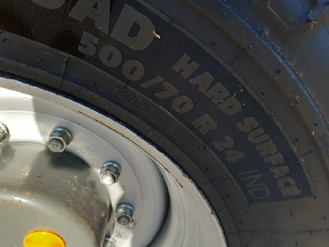 Kramer KT559 T4 SERIE2 - Utovarivač: slika Kramer KT559 T4 SERIE2 - Utovarivač Kramer KT559 T4 SERIE2 - Utovarivač: slika Kramer KT559 T4 SERIE2 - Utovarivač