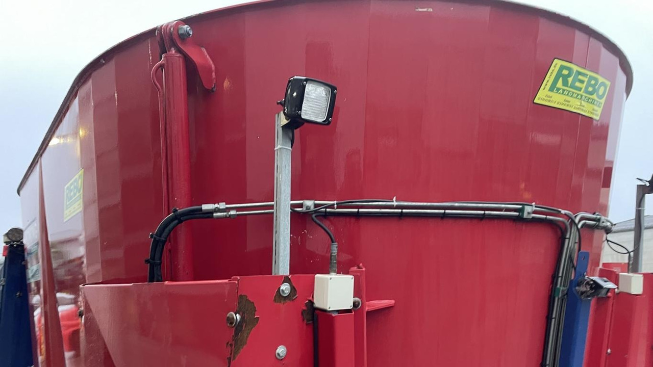 Mayer VM-16 SELBSTFAHRER - Vagon-miješalica za krmivo: slika Mayer VM-16 SELBSTFAHRER - Vagon-miješalica za krmivo Mayer VM-16 SELBSTFAHRER - Vagon-miješalica za krmivo: slika Mayer VM-16 SELBSTFAHRER - Vagon-miješalica za krmivo