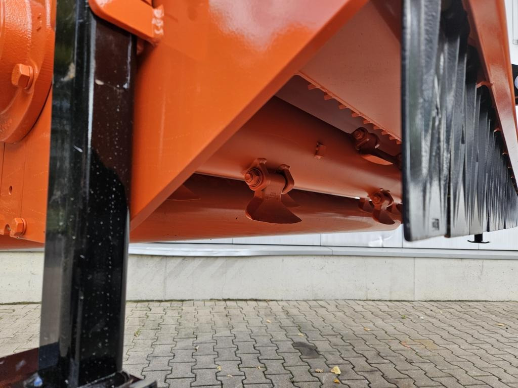 Perfect KM 270 - Malčer sa čekićima: slika Perfect KM 270 - Malčer sa čekićima Perfect KM 270 - Malčer sa čekićima: slika Perfect KM 270 - Malčer sa čekićima