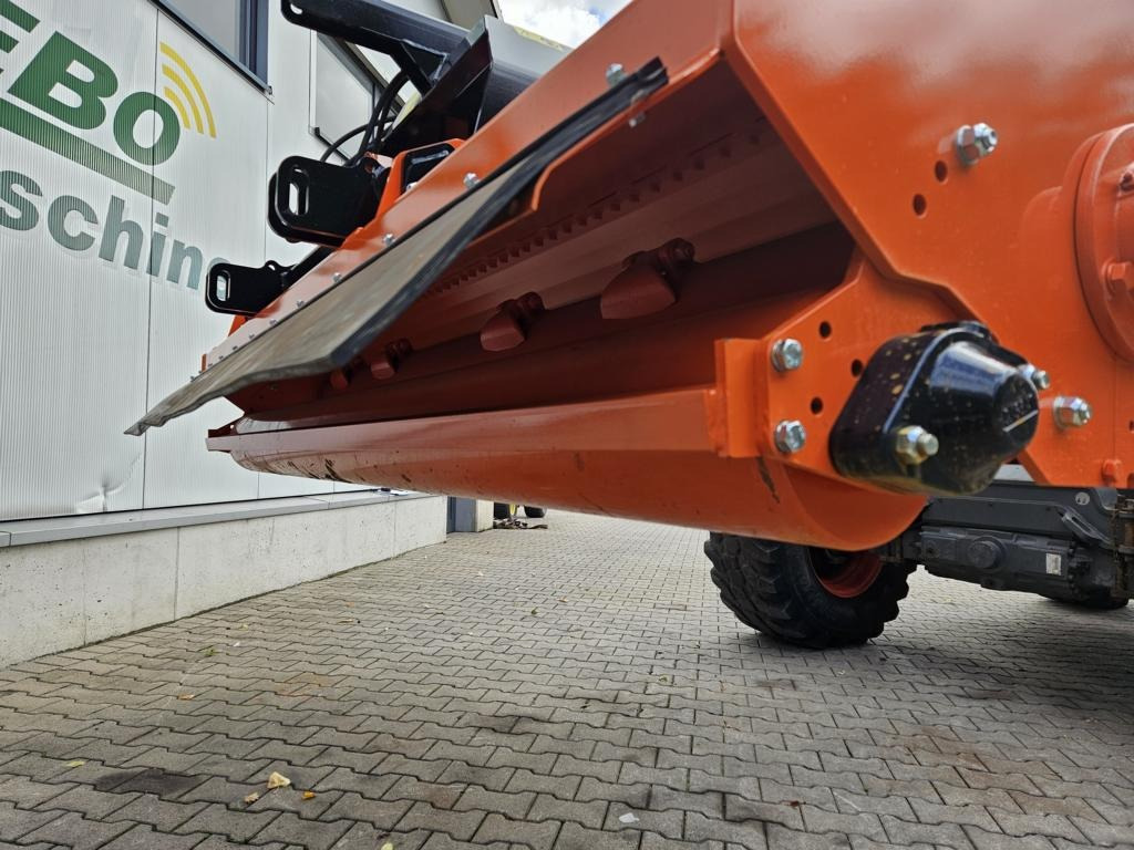 Perfect KM 270 - Malčer sa čekićima: slika Perfect KM 270 - Malčer sa čekićima Perfect KM 270 - Malčer sa čekićima: slika Perfect KM 270 - Malčer sa čekićima