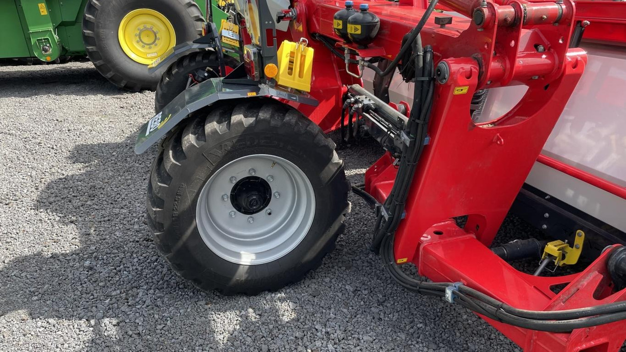 Pöttinger MERGENTO VT 9220 - Prevrtač sijena/ Grabulje: slika Pöttinger MERGENTO VT 9220 - Prevrtač sijena/ Grabulje Pöttinger MERGENTO VT 9220 - Prevrtač sijena/ Grabulje: slika Pöttinger MERGENTO VT 9220 - Prevrtač sijena/ Grabulje