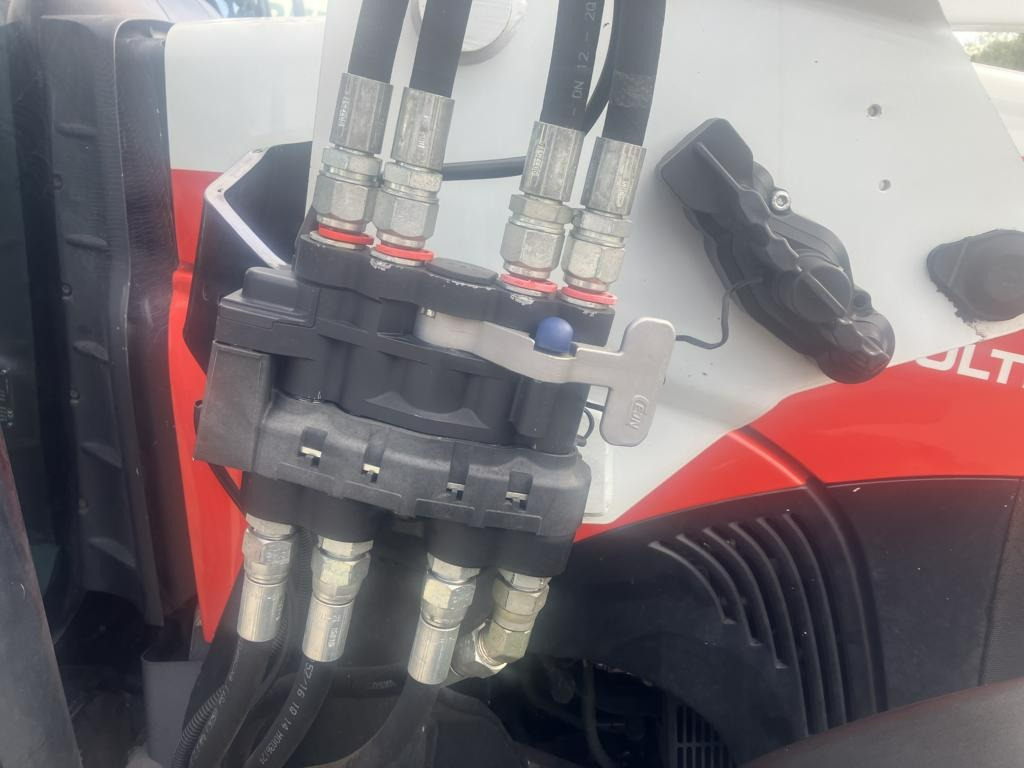 Steyr 4105 Multi - Traktor: slika Steyr 4105 Multi - Traktor Steyr 4105 Multi - Traktor: slika Steyr 4105 Multi - Traktor