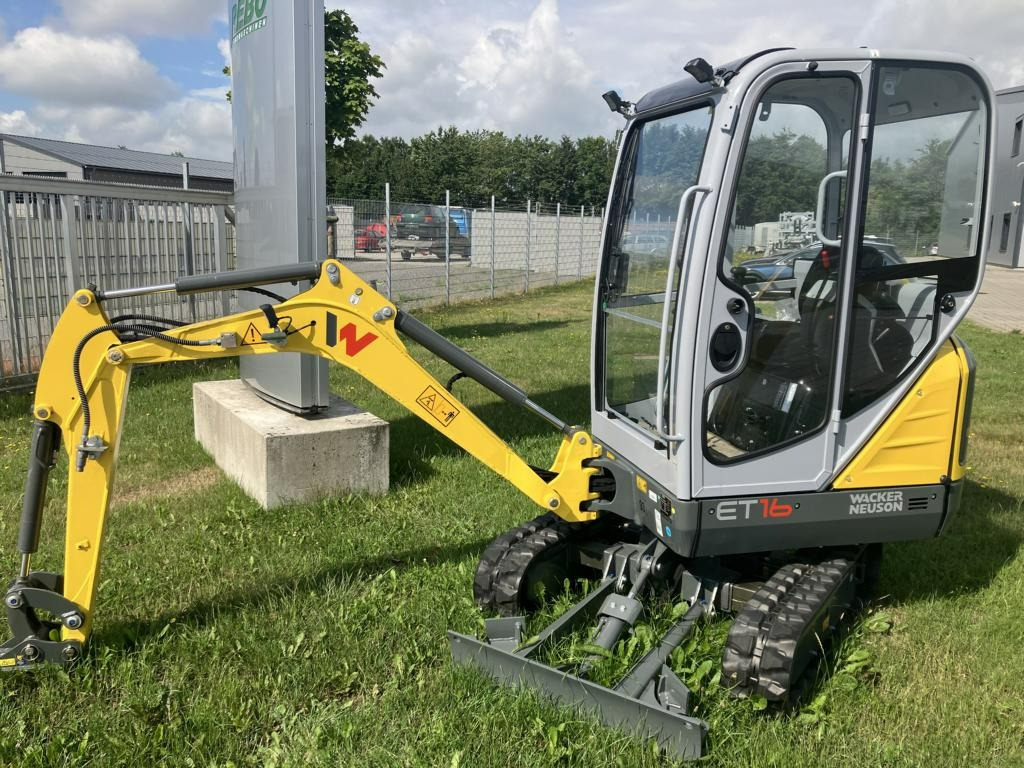 Wacker ET 16 - Mini bager: slika Wacker ET 16 - Mini bager Wacker ET 16 - Mini bager: slika Wacker ET 16 - Mini bager