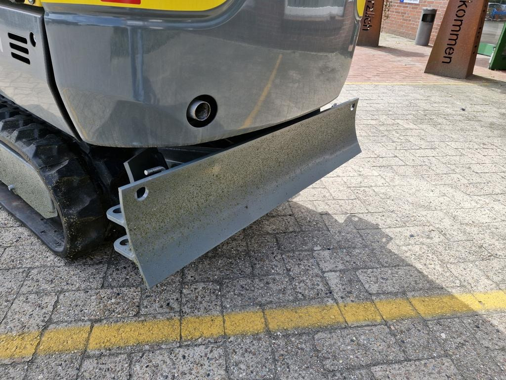 Wacker ET 16 - Mini bager: slika Wacker ET 16 - Mini bager Wacker ET 16 - Mini bager: slika Wacker ET 16 - Mini bager