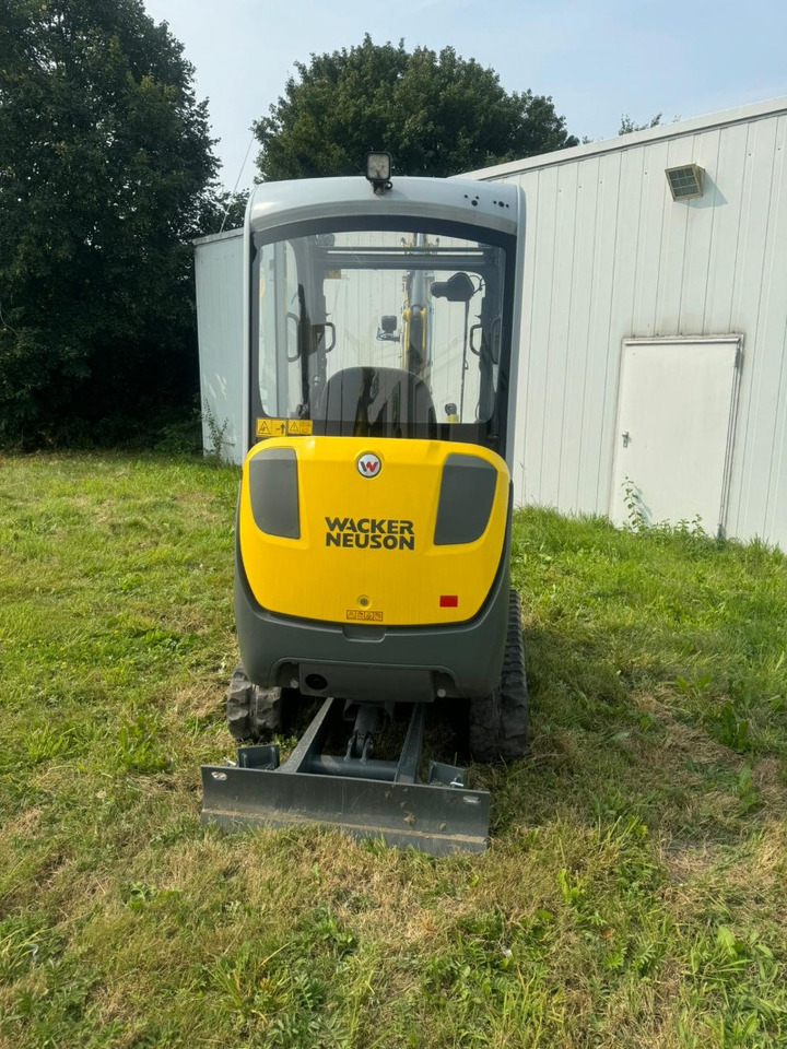Wacker ET 18 - Mini bager: slika Wacker ET 18 - Mini bager Wacker ET 18 - Mini bager: slika Wacker ET 18 - Mini bager