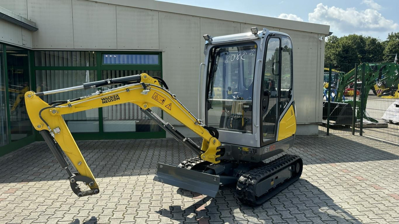Wacker ET 20 - Mini bager: slika Wacker ET 20 - Mini bager Wacker ET 20 - Mini bager: slika Wacker ET 20 - Mini bager