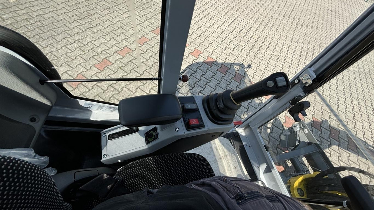 Wacker ET 20 - Mini bager: slika Wacker ET 20 - Mini bager Wacker ET 20 - Mini bager: slika Wacker ET 20 - Mini bager