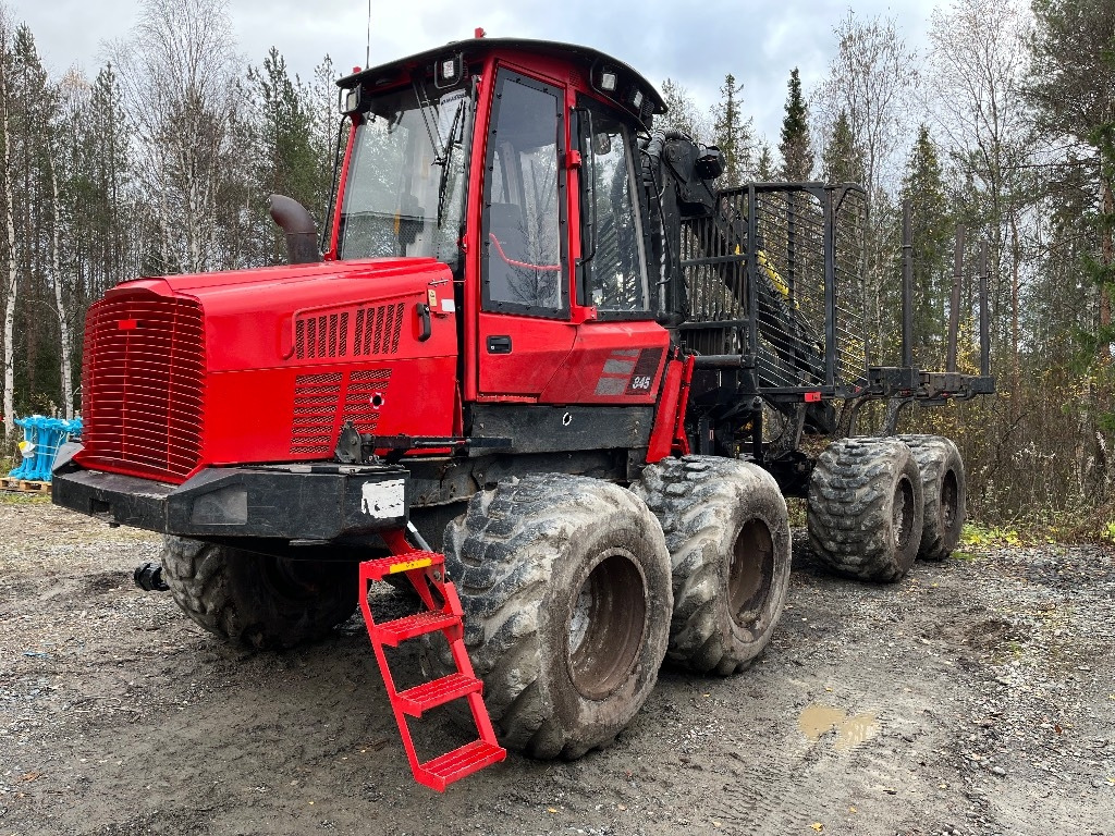 Komatsu 845 - Forvarder: slika Komatsu 845 - Forvarder Komatsu 845 - Forvarder: slika Komatsu 845 - Forvarder