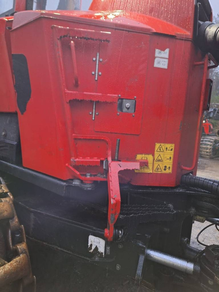 Komatsu 875 - Forvarder: slika Komatsu 875 - Forvarder Komatsu 875 - Forvarder: slika Komatsu 875 - Forvarder