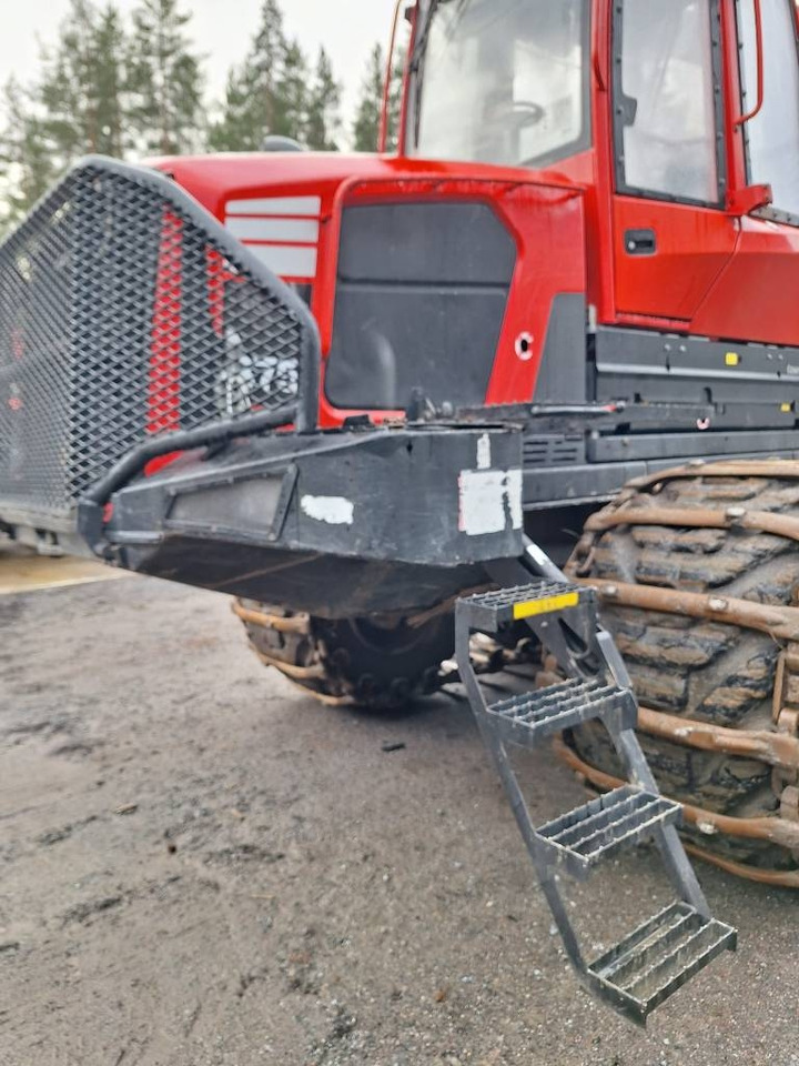 Komatsu 875 - Forvarder: slika Komatsu 875 - Forvarder Komatsu 875 - Forvarder: slika Komatsu 875 - Forvarder