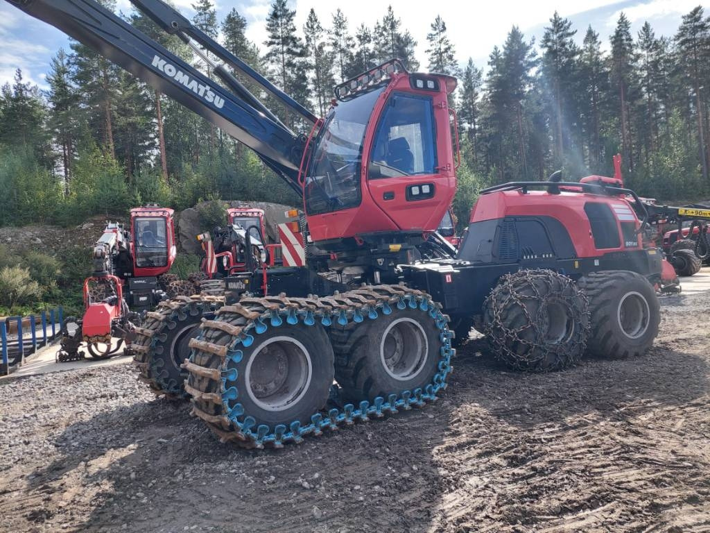 Komatsu 901 XC - Kombajn za šumarstvo: slika Komatsu 901 XC - Kombajn za šumarstvo Komatsu 901 XC - Kombajn za šumarstvo: slika Komatsu 901 XC - Kombajn za šumarstvo