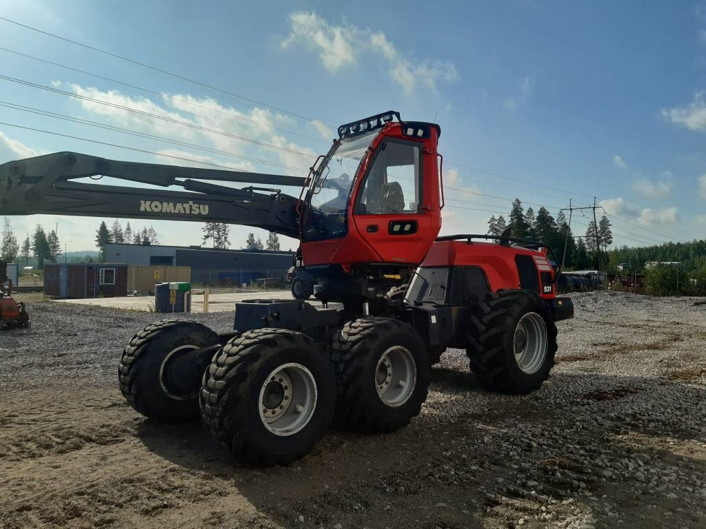 Komatsu 931.2 - Kombajn za šumarstvo: slika Komatsu 931.2 - Kombajn za šumarstvo Komatsu 931.2 - Kombajn za šumarstvo: slika Komatsu 931.2 - Kombajn za šumarstvo