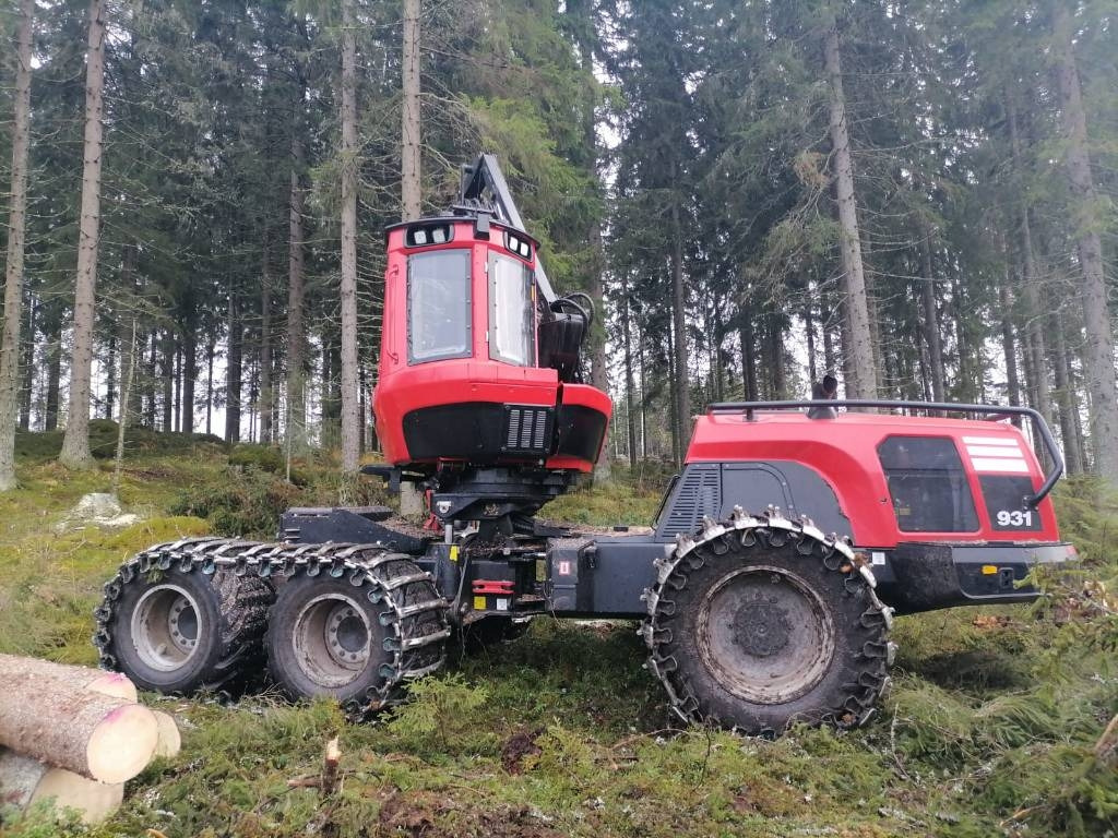 Komatsu 931 - Kombajn za šumarstvo: slika Komatsu 931 - Kombajn za šumarstvo Komatsu 931 - Kombajn za šumarstvo: slika Komatsu 931 - Kombajn za šumarstvo