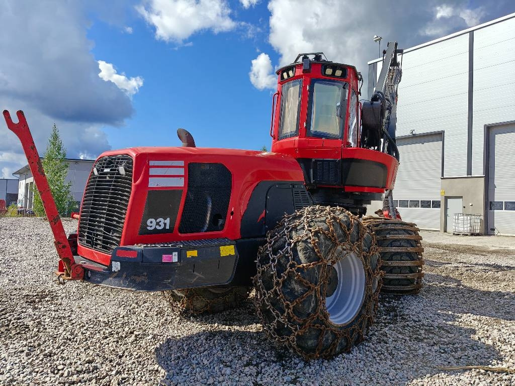 Komatsu 931 - Kombajn za šumarstvo: slika Komatsu 931 - Kombajn za šumarstvo Komatsu 931 - Kombajn za šumarstvo: slika Komatsu 931 - Kombajn za šumarstvo