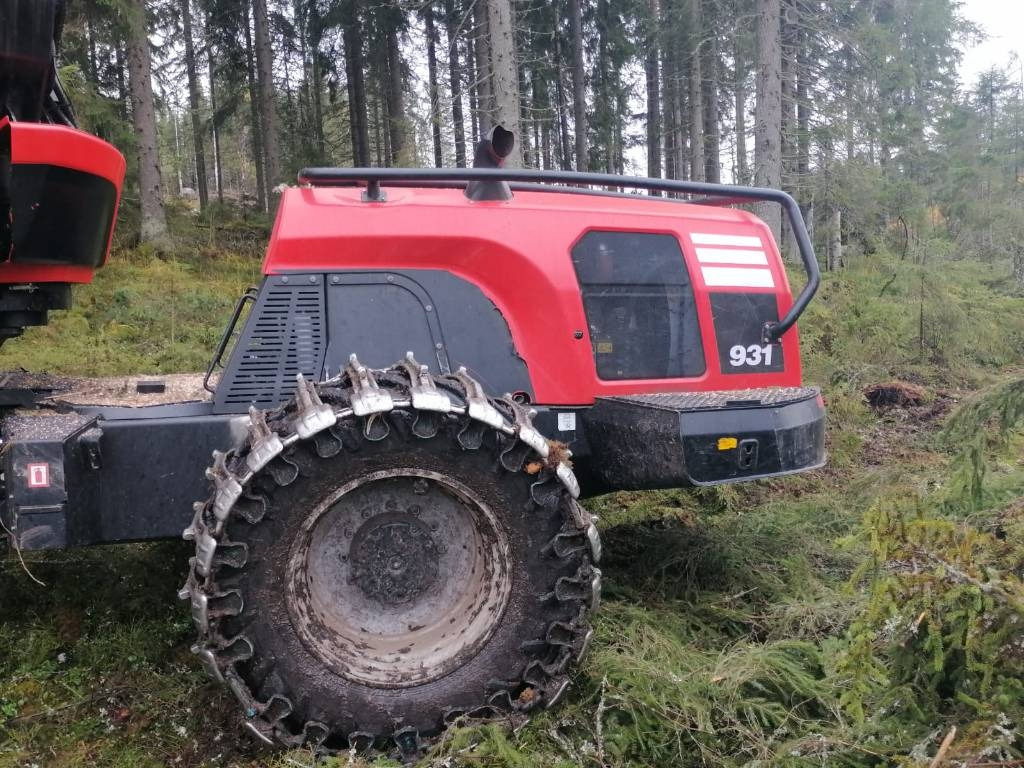 Komatsu 931 - Kombajn za šumarstvo: slika Komatsu 931 - Kombajn za šumarstvo Komatsu 931 - Kombajn za šumarstvo: slika Komatsu 931 - Kombajn za šumarstvo