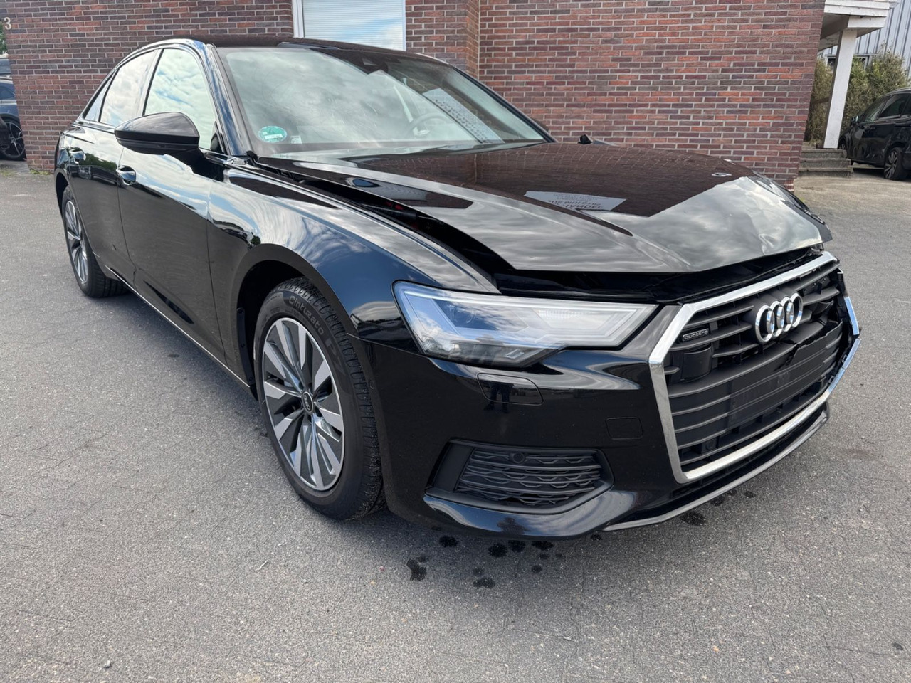 Audi A6 Lim. 50 TFSI e quattro - Limuzina: slika Audi A6 Lim. 50 TFSI e quattro - Limuzina Audi A6 Lim. 50 TFSI e quattro - Limuzina: slika Audi A6 Lim. 50 TFSI e quattro - Limuzina