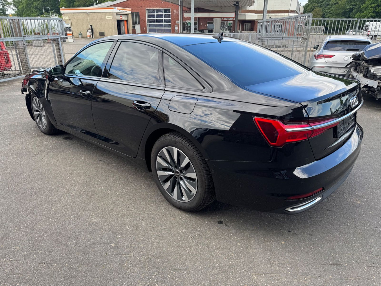 Audi A6 Lim. 50 TFSI e quattro - Limuzina: slika Audi A6 Lim. 50 TFSI e quattro - Limuzina Audi A6 Lim. 50 TFSI e quattro - Limuzina: slika Audi A6 Lim. 50 TFSI e quattro - Limuzina