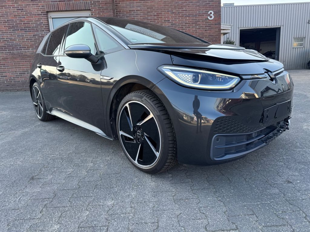Volkswagen ID.3 Pro Performance 150 kW 1st Max - Limuzina: slika Volkswagen ID.3 Pro Performance 150 kW 1st Max - Limuzina Volkswagen ID.3 Pro Performance 150 kW 1st Max - Limuzina: slika Volkswagen ID.3 Pro Performance 150 kW 1st Max - Limuzina