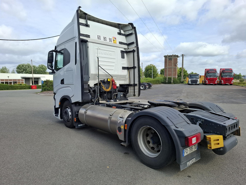 Iveco S-WAY - Tegljač: slika Iveco S-WAY - Tegljač Iveco S-WAY - Tegljač: slika Iveco S-WAY - Tegljač