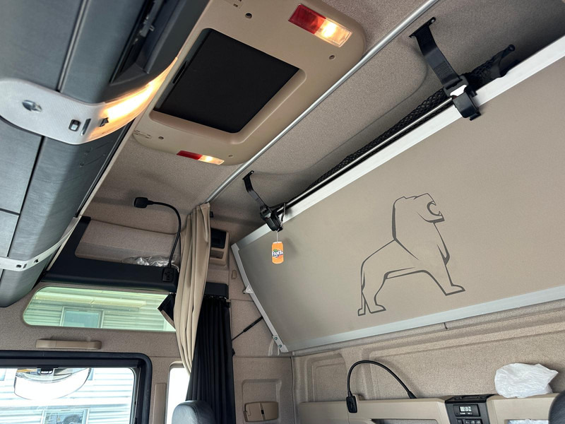 MAN TGX - Tegljač: slika MAN TGX - Tegljač MAN TGX - Tegljač: slika MAN TGX - Tegljač