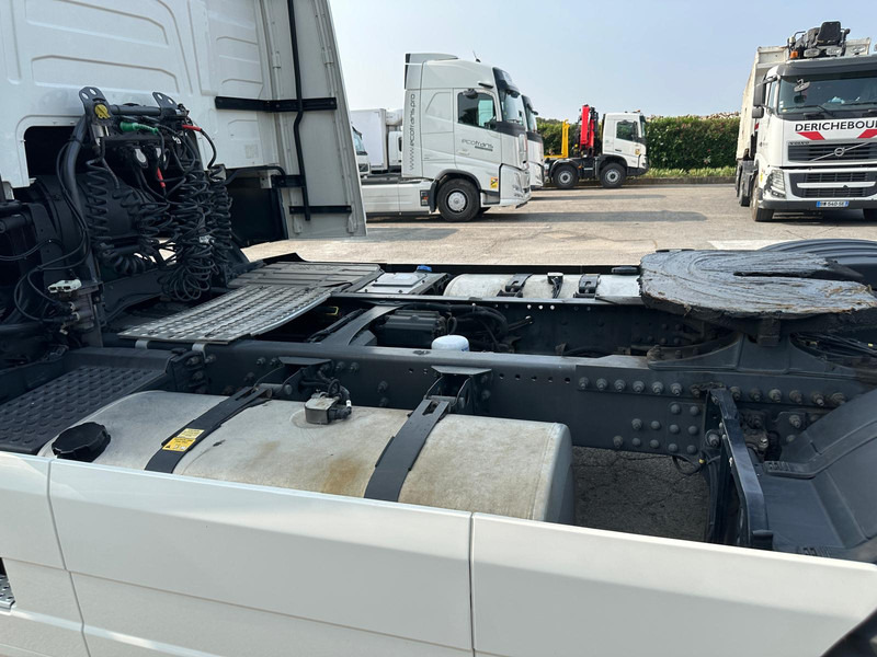 Volvo FH - Tegljač: slika Volvo FH - Tegljač Volvo FH - Tegljač: slika Volvo FH - Tegljač